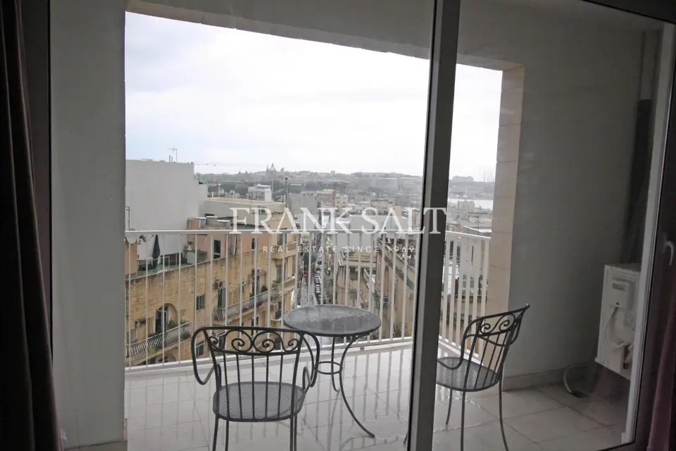 Gzira, Apartment
