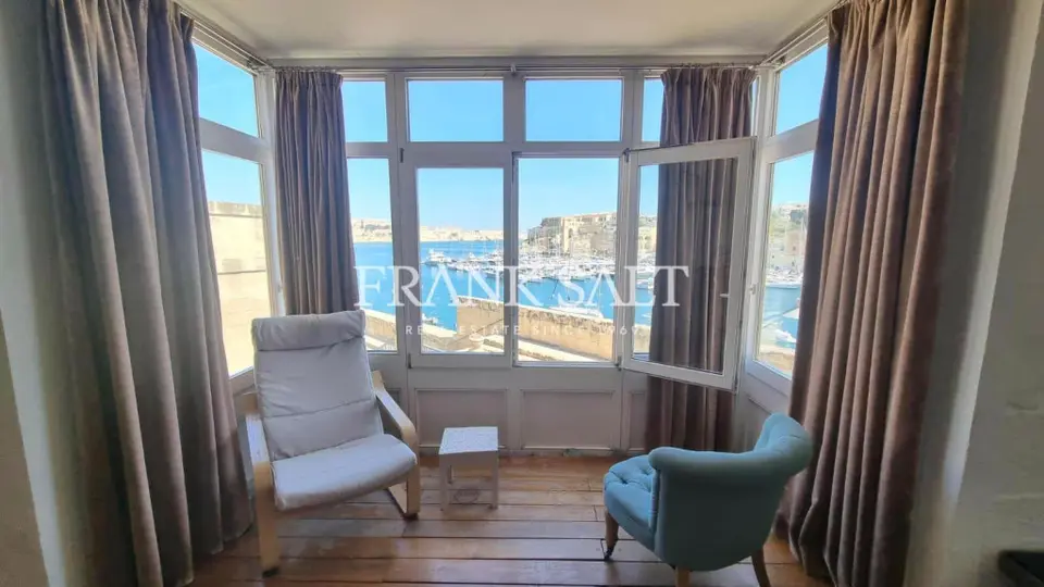 Vittoriosa, Furnished House of Character