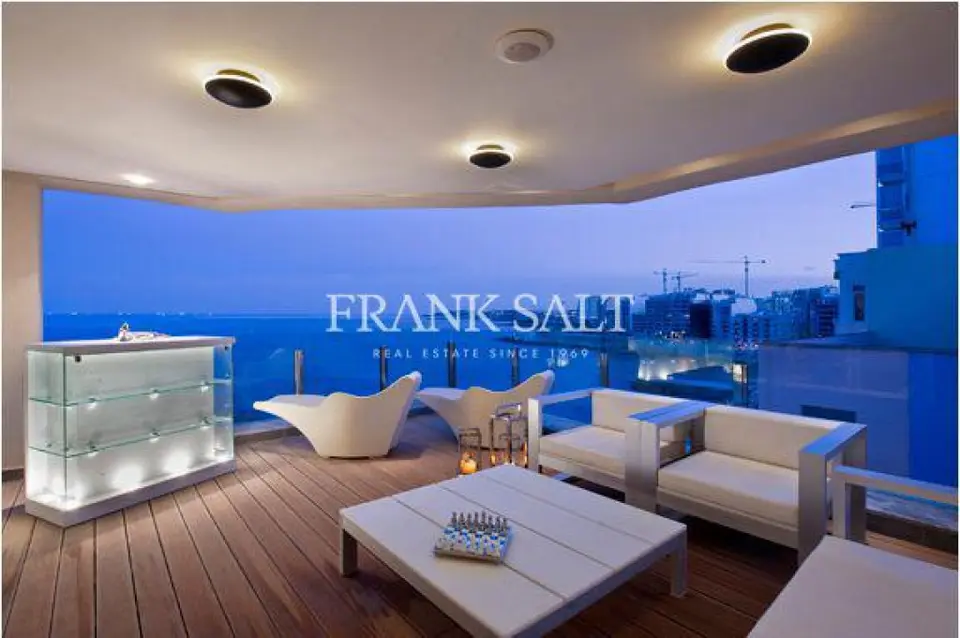 Sliema, Apartment