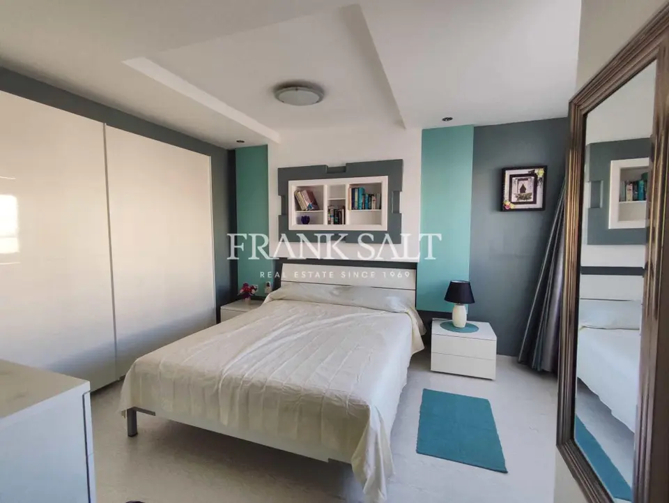 2 bedroom Apartment to rent in Ta' Xbiex