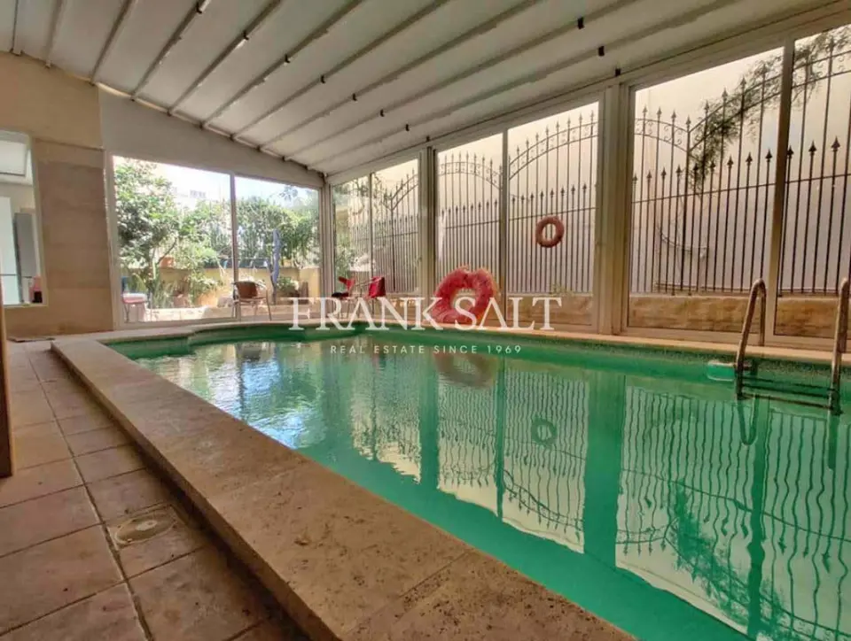 Sliema, Townhouse