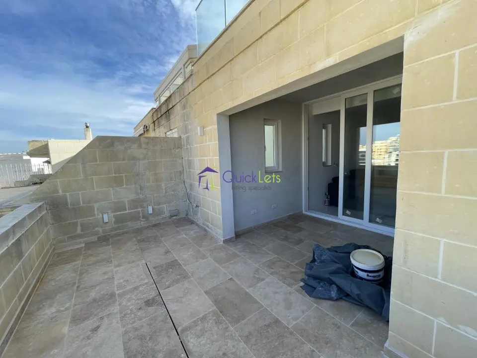 3 bedroom Penthouse to rent in St. Julians