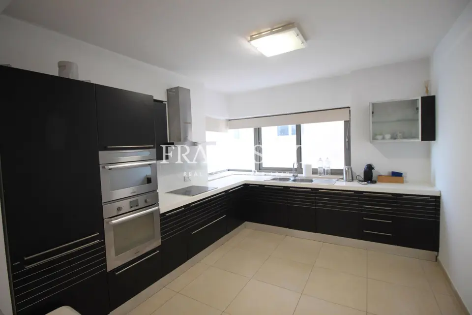 Sliema, Apartment