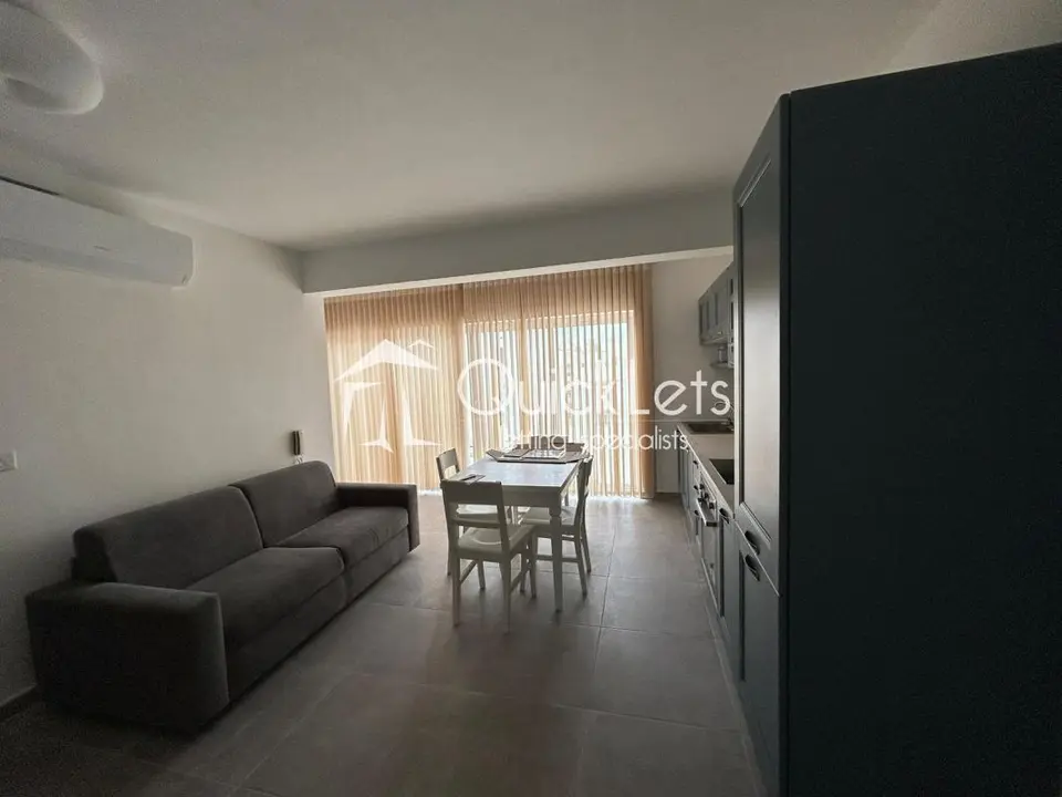 1 bedroom Penthouse to rent in Gzira