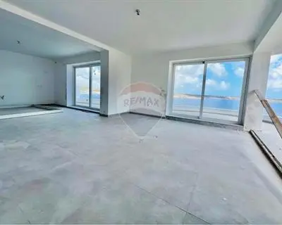 3 bedroom Penthouse for sale in Mellieha