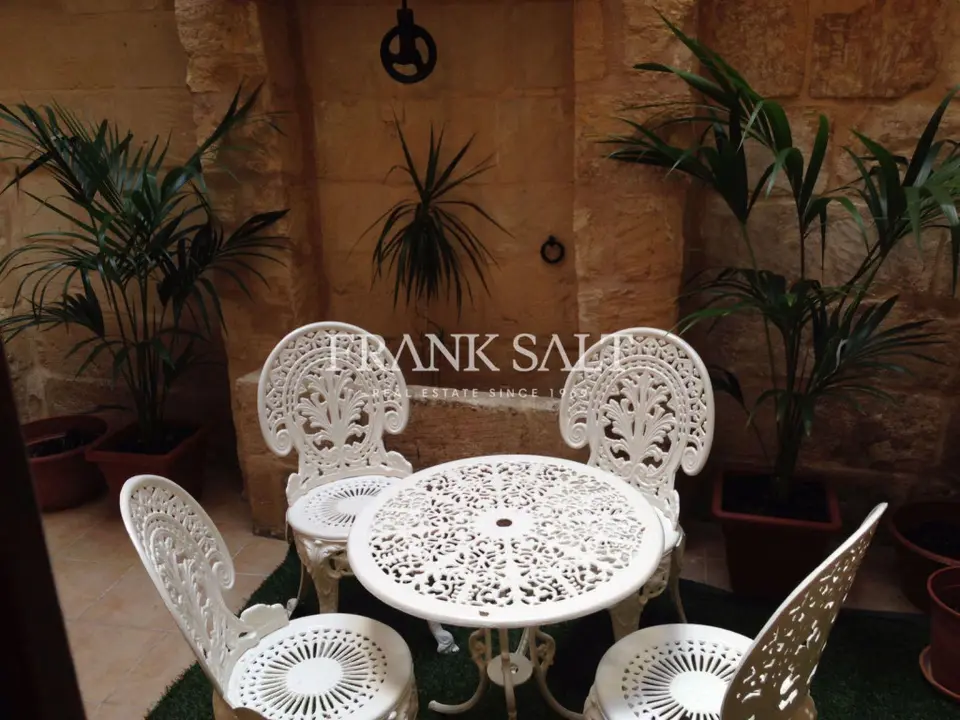 Naxxar, Converted House of Character