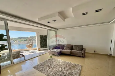 3 Bedroom Apartment For Sale in Xemxija