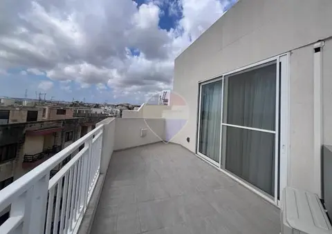 2 bedroom Penthouse for sale in Msida