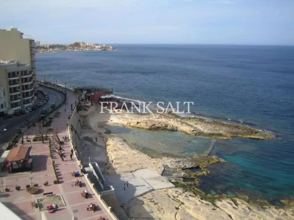 Sliema, Furnished Penthouse