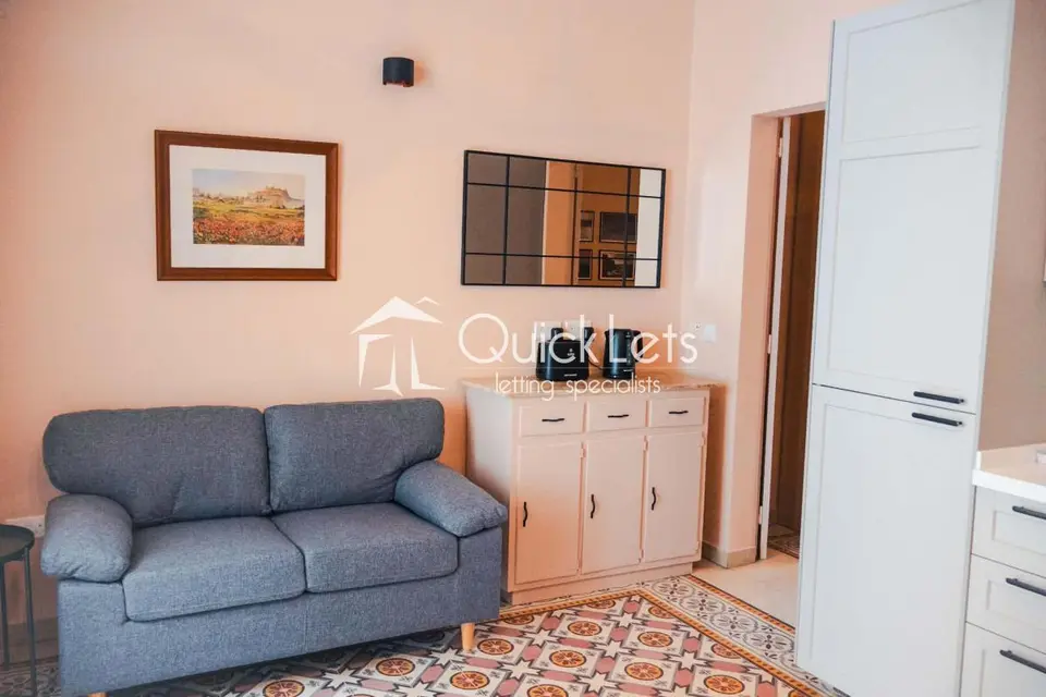 1 bedroom Maisonette to rent in Sliema
