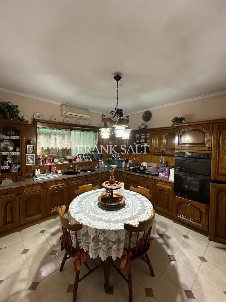 Fgura, Furnished Terraced House