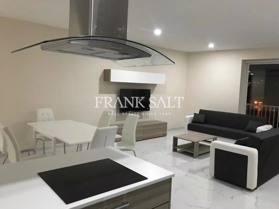 Qormi, Furnished Penthouse