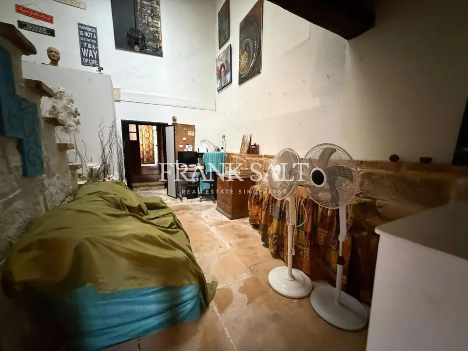 Salina Furnished House of Character