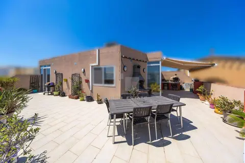 3 Bedroom Penthouse For Sale in Birkirkara
