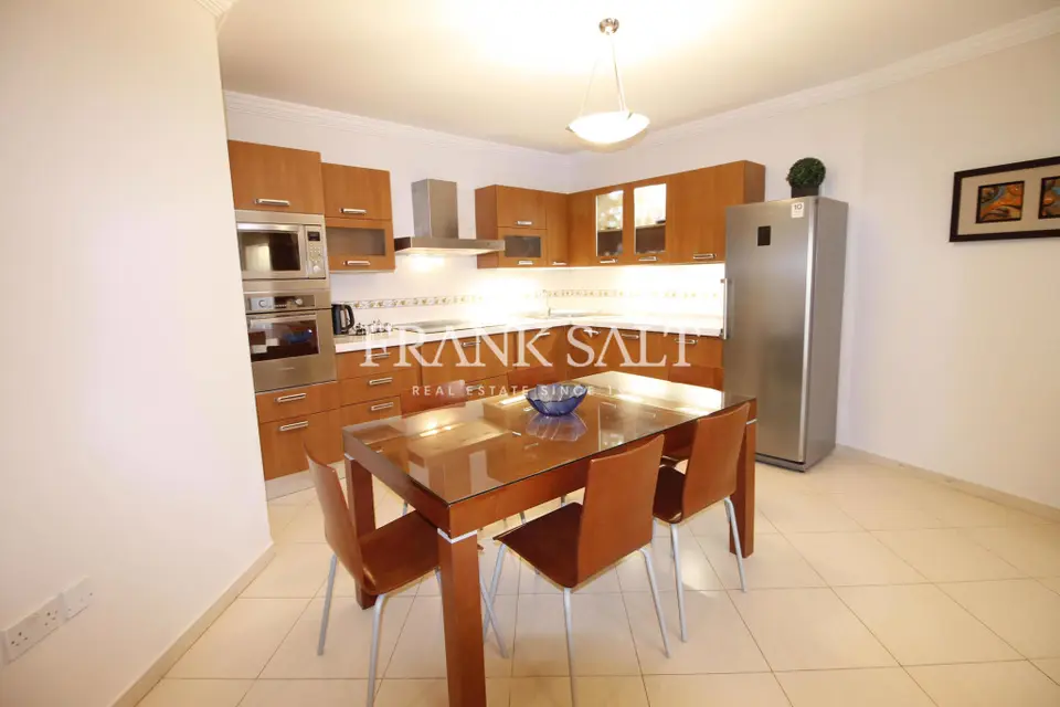 Gzira, Furnished Apartment