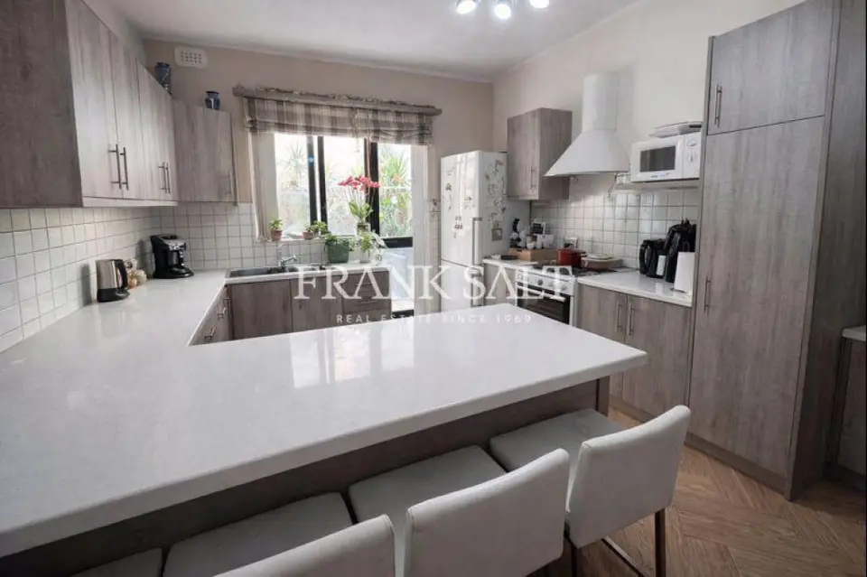 Hamrun Furnished Houses