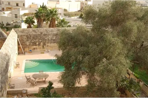 5 bedroom Palazzo for sale in Tarxien