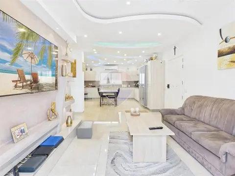 3 bedroom Apartment for sale in Marsascala
