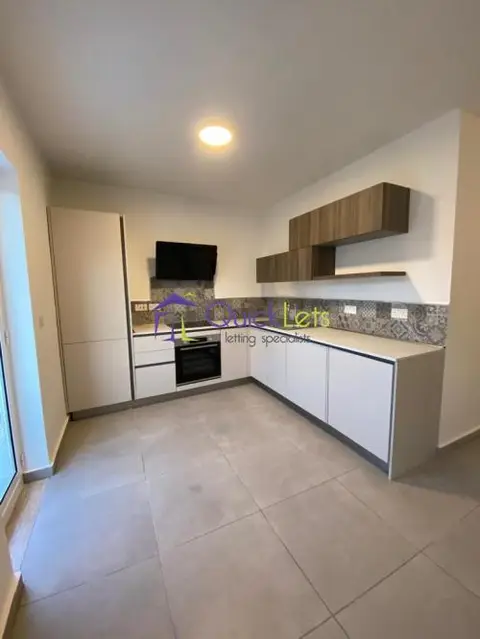 2 bedroom Apartment to rent in Gzira