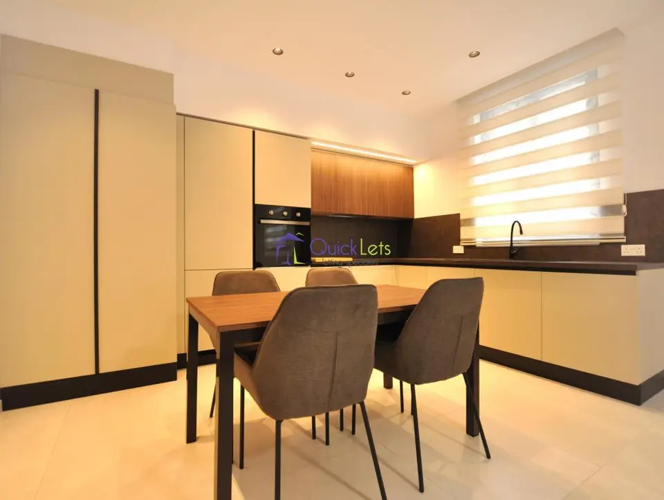 2 bedroom Maisonette to rent in Swieqi