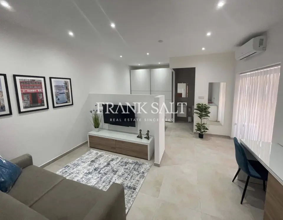 Floriana, Furnished Maisonette