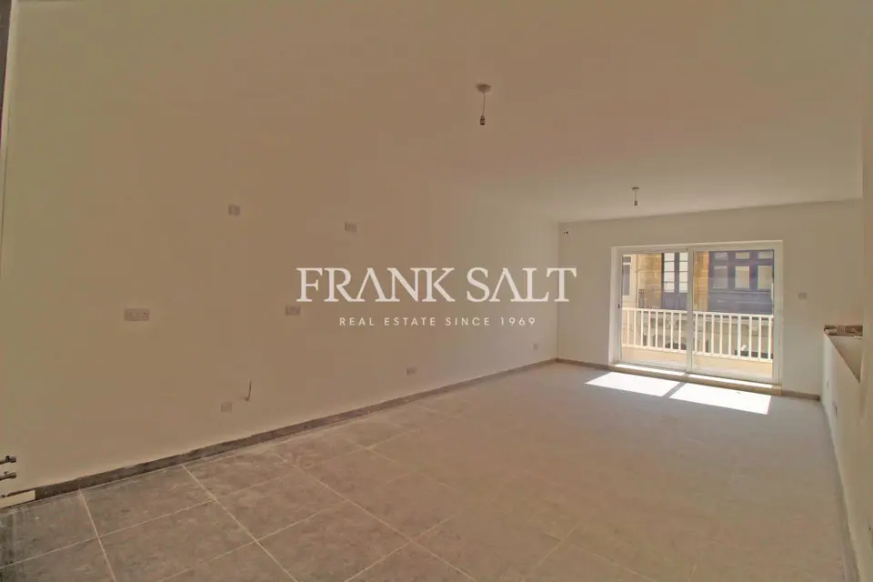 Paola, Furnished Apartment