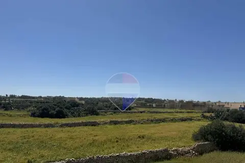 3 Bedroom Apartment For Sale in Marsascala