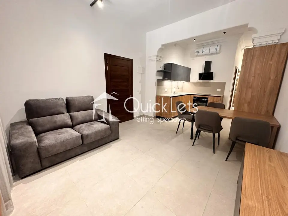 2 bedroom Maisonette to rent in Sliema