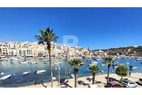 3 Bedroom Apartment For Sale in Marsascala
