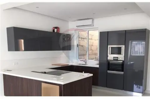3 bedroom Apartment to rent in Ta' Xbiex