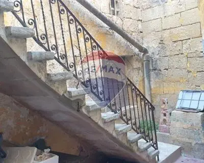 2 bedroom House of Character for sale in Qormi