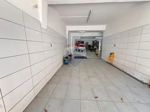 Garage (Residential) for sale in Zebbug