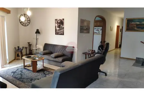 3 Bedroom Maisonette For Sale in Qormi