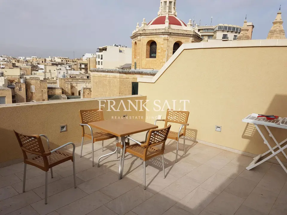 Sliema, Furnished Penthouse