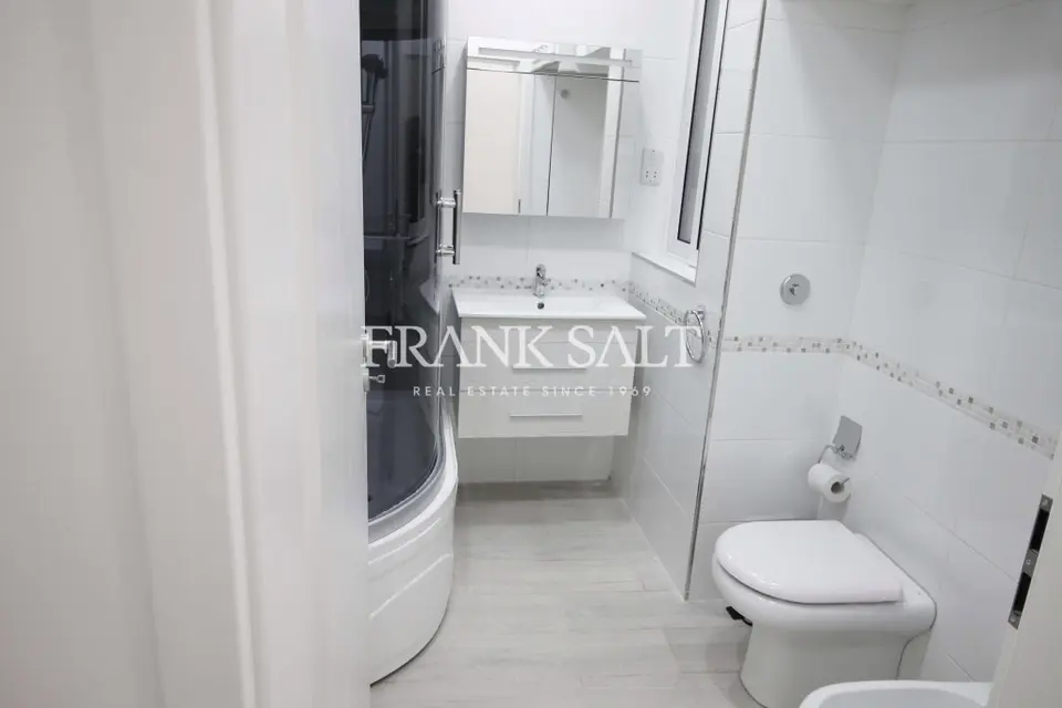 St Julians, Furnished Apartment