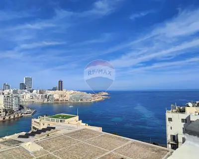 2 bedroom Penthouse to rent in Sliema