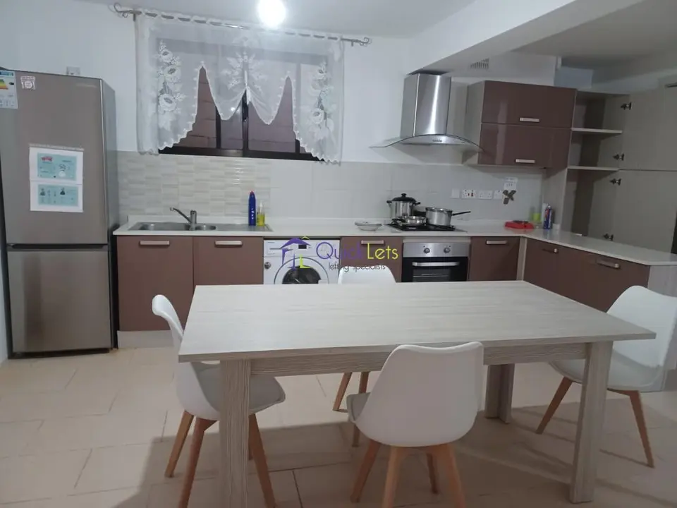4 bedroom Semi Detached Villa  to rent in Bahar ic-Caghaq