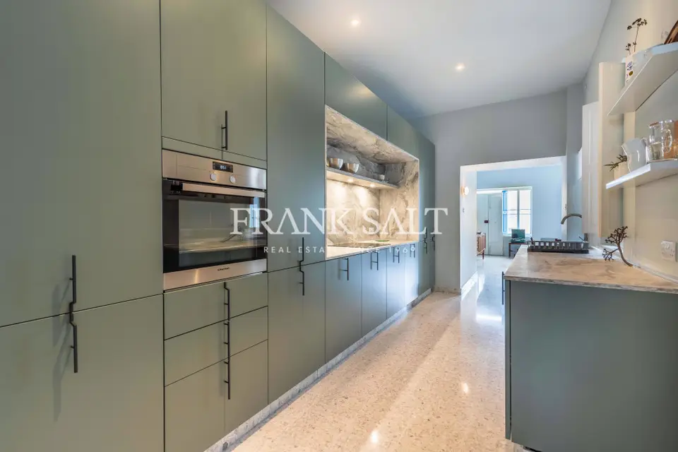 Kalkara, Furnished Apartment