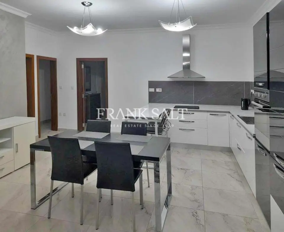 Qawra, Furnished Maisonette