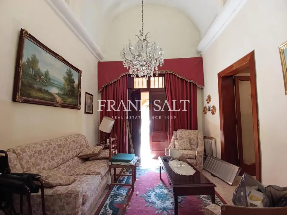 Rabat, Unconverted Townhouse