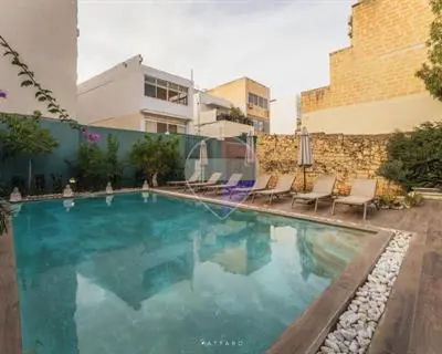 10 bedroom House of Character to rent in St Julian's