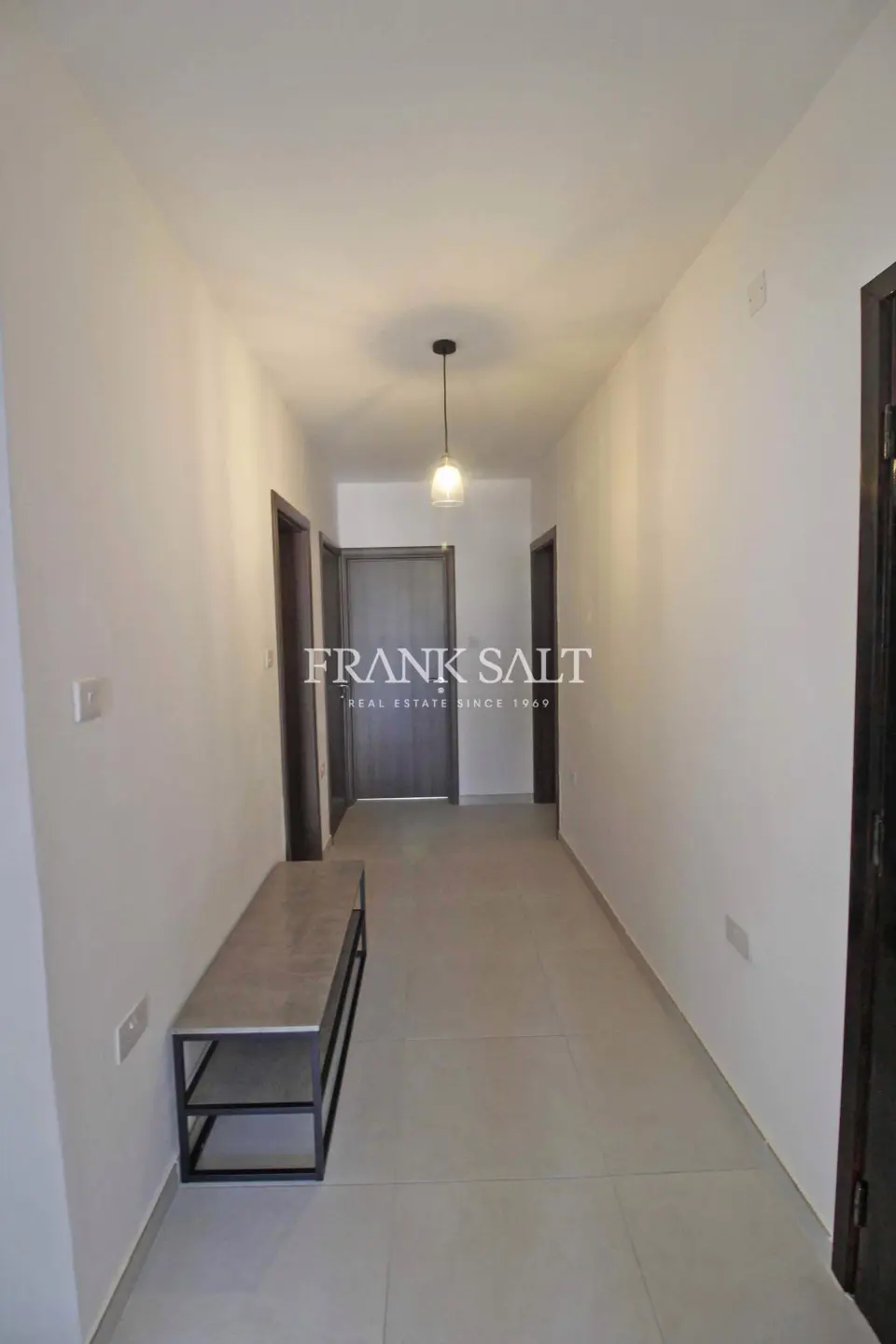 St Julians, Apartment