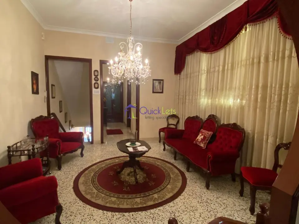 2 bedroom Maisonette to rent in Qormi