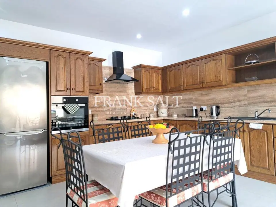 Mellieha, Furnished Apartment
