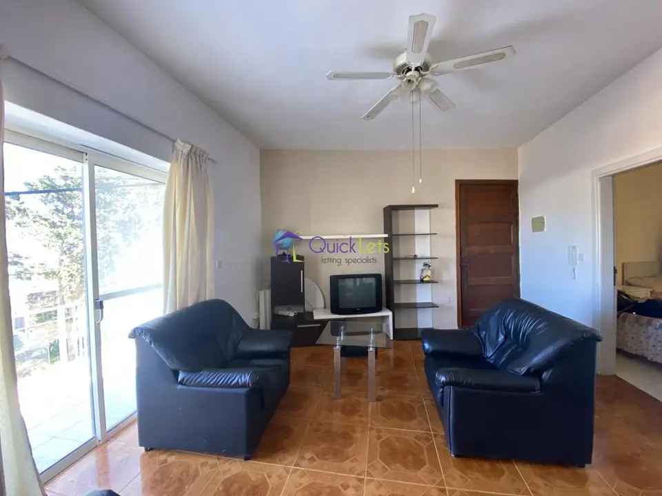 2 bedroom Apartment to rent in Marsaskala