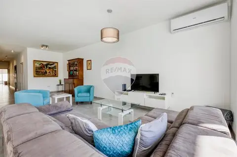 3 bedroom Apartment to rent in Birkirkara