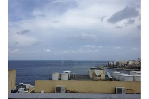 3 bedroom Penthouse to rent in St Paul's Bay