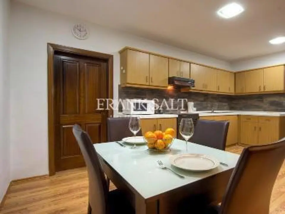 Sliema, Apartment