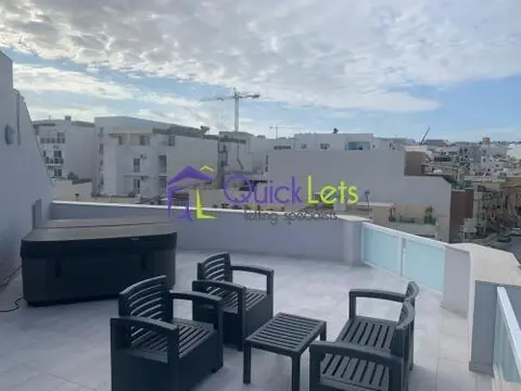 2 bedroom Penthouse to rent in Swieqi