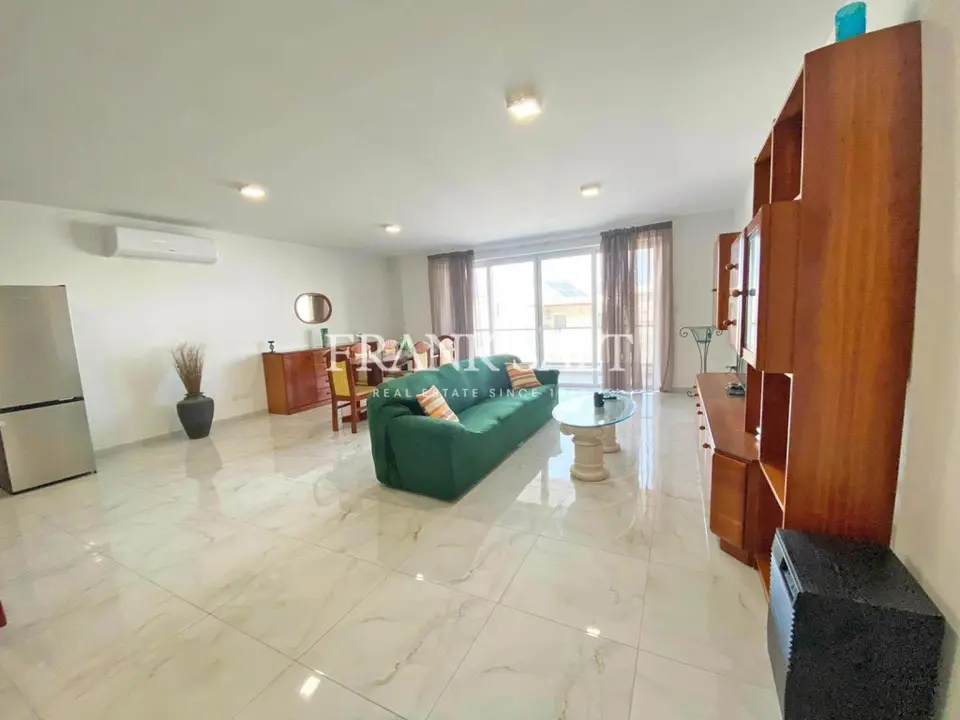 Swieqi, Furnished Apartment